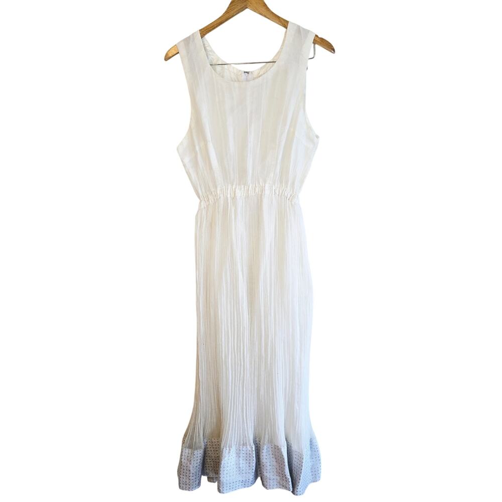 Size M – 1960s White Grecian Maxi Dress w/ Silver Ribbon Hem